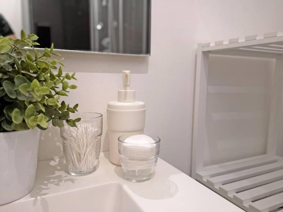 Terrasse Du Get Apartment Ровел Екстериор снимка